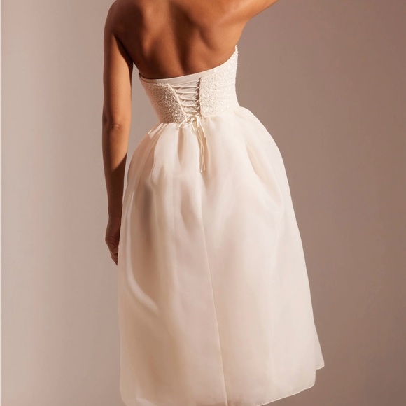 Oh Polly Ivory Strapless Dress - Picture 2 of 10